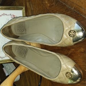 Tory Burch Quilted flats. 6M